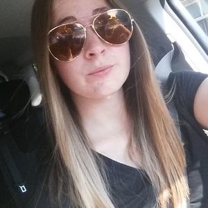 Meet your Posher, Allison